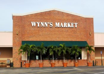 Wynn's specialty market, grocery Naples, Florida