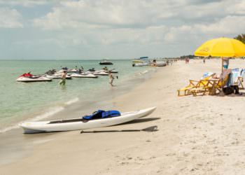 MustDo.com | YOLO Watersports beach equipment and water activites and rentals Captiva Island, Florida