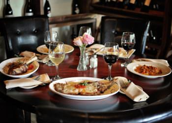 MustDo.com | Must Do Visitor Guides | Cafe Gabbiano Italian restaurant Siesta Key, Florida