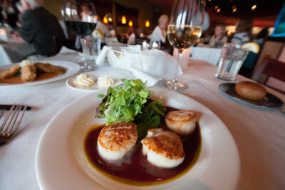 MustDo.com | Scallops South Beach Grille restaurant Fort Myers Beach, Florida.