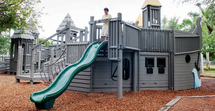 MustDo.com | Cambier Park Naples, Florida Children's playground, shuffleboard, tot lot, covered pavilion, picnic area, and restrooms cover the basics for family fun. Cambier Park also features the Arthur L. Allen Tennis Center.