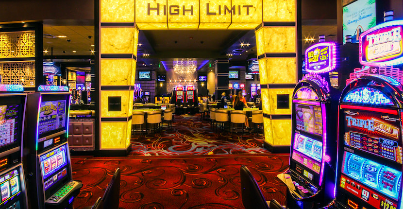 Seminole Casino Hotel in Immakalee, Florida 24 hour gaming casino and restaurants is a short drive from Naples and Marco Island. #casino #gambling #florida #blackjack