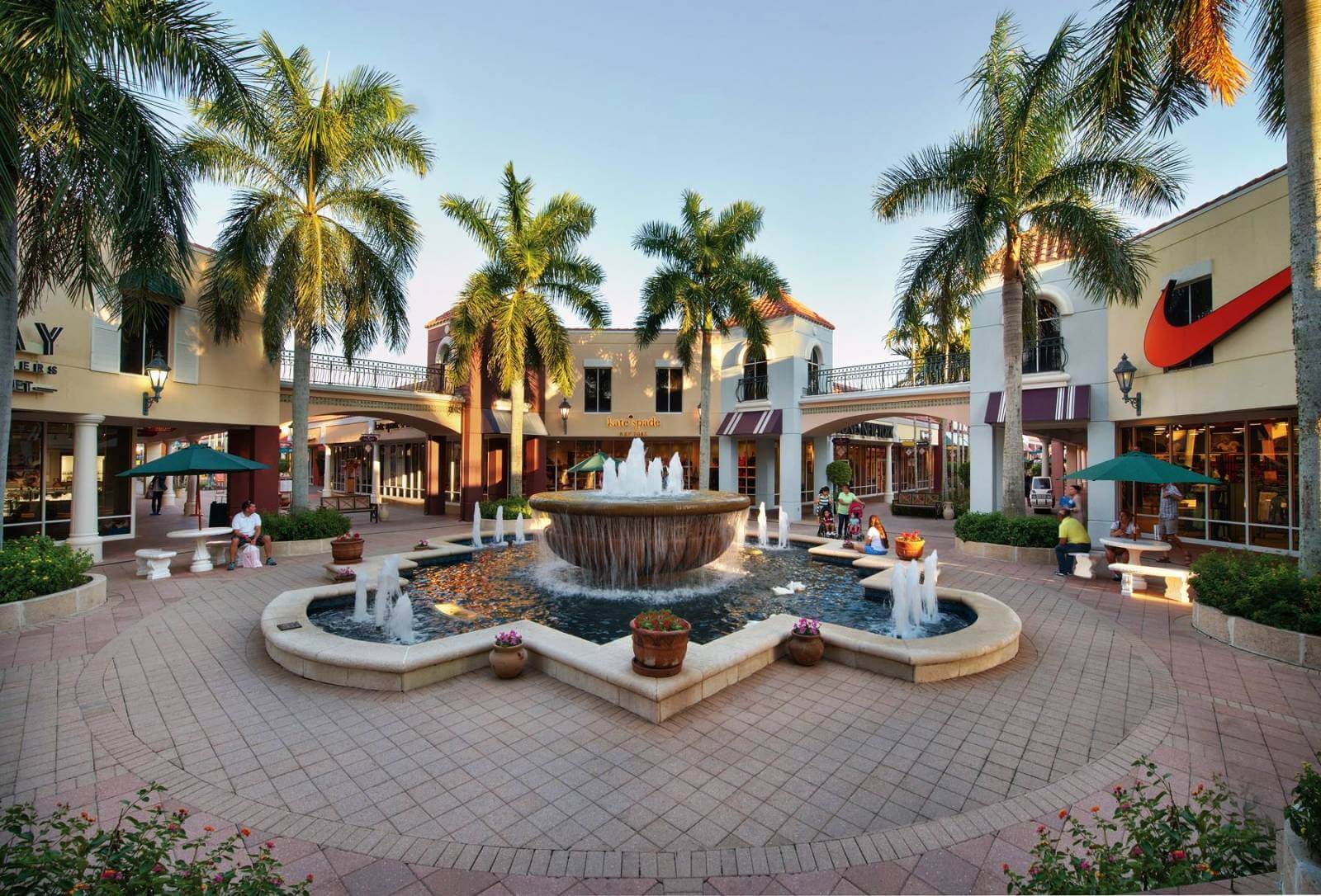 Miromar Outlets is a fantastic shopping plaza located on Corkscrew Road in Estero. Voted “Best Shopping Center” in Southwest Florida, this modern traffic-free mall has over 140 outlets by designer branded names where you can save up to 70% off the retail price. 