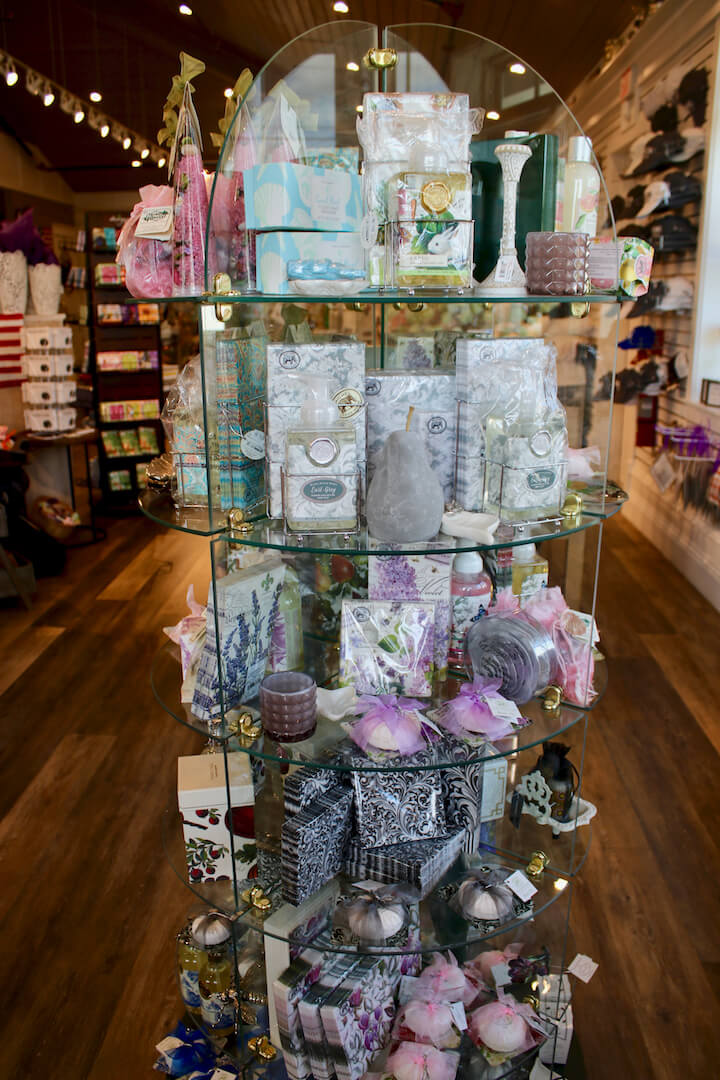 Hostess and home entertaining gifts Shelly's Gifts & Christmas Boutique Sarasota, Florida. Photo by Nita Ettinger. Must Do Visitor Guides, MustDo.com