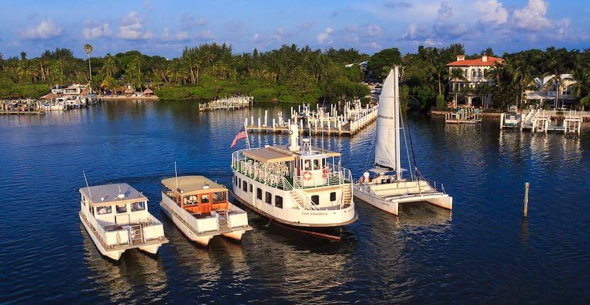 Captiva Cruises sightseeing, sunset sailing, and wildlife tour boat cruises around Sanibel and Captiva Island, Florida. Must Do Visitor Guides | MustDo.com