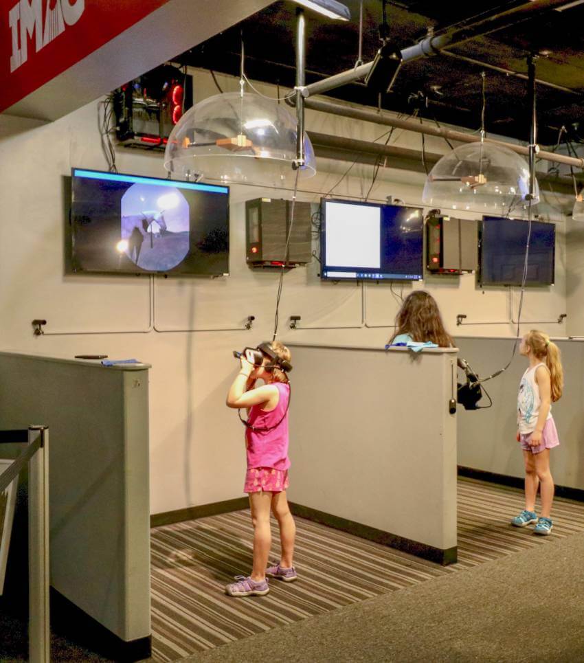 The IMAG History & Science Center in Fort Myers offers kids and adults the opportunity to create new experiences through the exploration of science, technology, engineering, mathematics (STEM), and history with an emphasis on Southwest Florida. Photo by Nita Ettinger. Must Do Visitor Guides | MustDo.com
