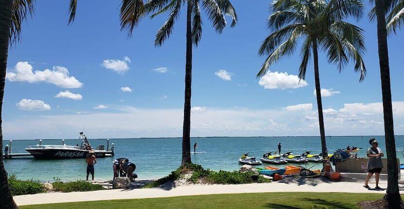 Sunny Island Adventures in Captiva Island, Florida offer bike and golf cart rentals, water sport activities; parasailing, banana boat rides, waverunner, paddleboard, and kayak rentals.